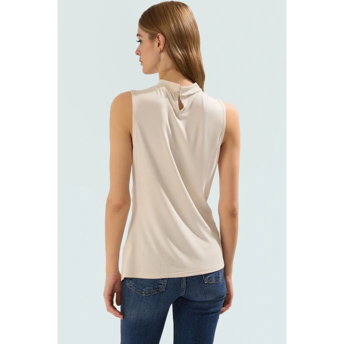 71% Modal 29% Polyester Bluz Dik Yaka Asimetrik Kolsuz Tasarım Kaliteli İşçilik Uzun Ömürlü