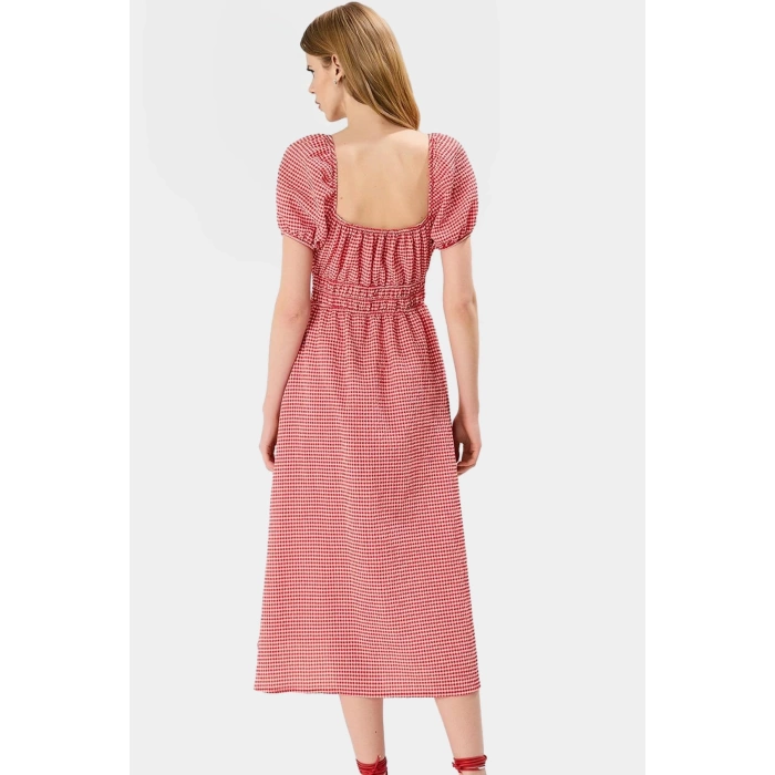 A Kesim Dantel Detaylı Kısa Kollu Dokuma Midi Elbise 95 Polyester 5 Elastan Özenle Seçilmiş