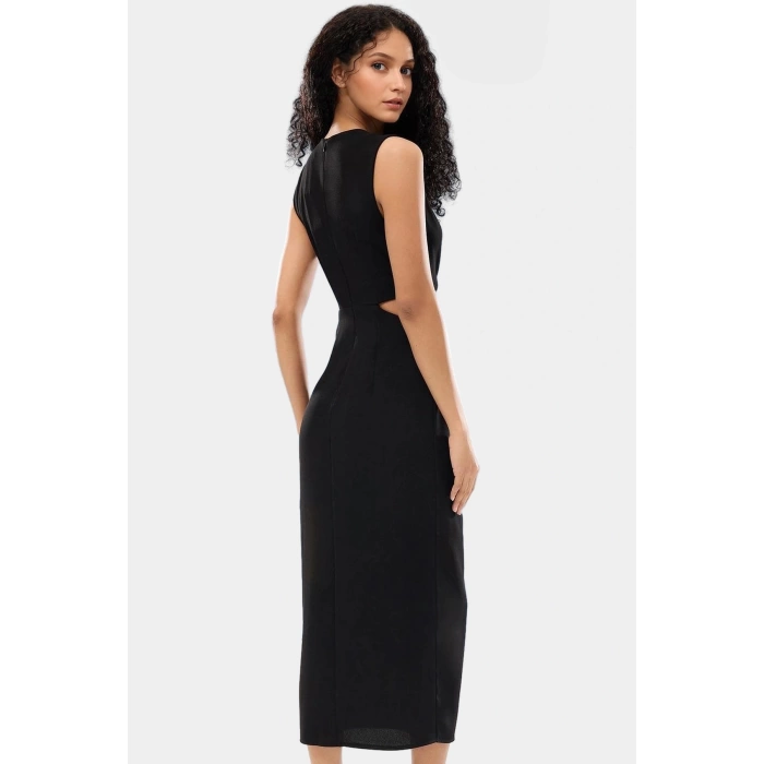 A Kesim Maxi Elbise Cut Out Detaylı Polyester Krep Dokuma Mükemmel Uyum Özenle Seçilmiş