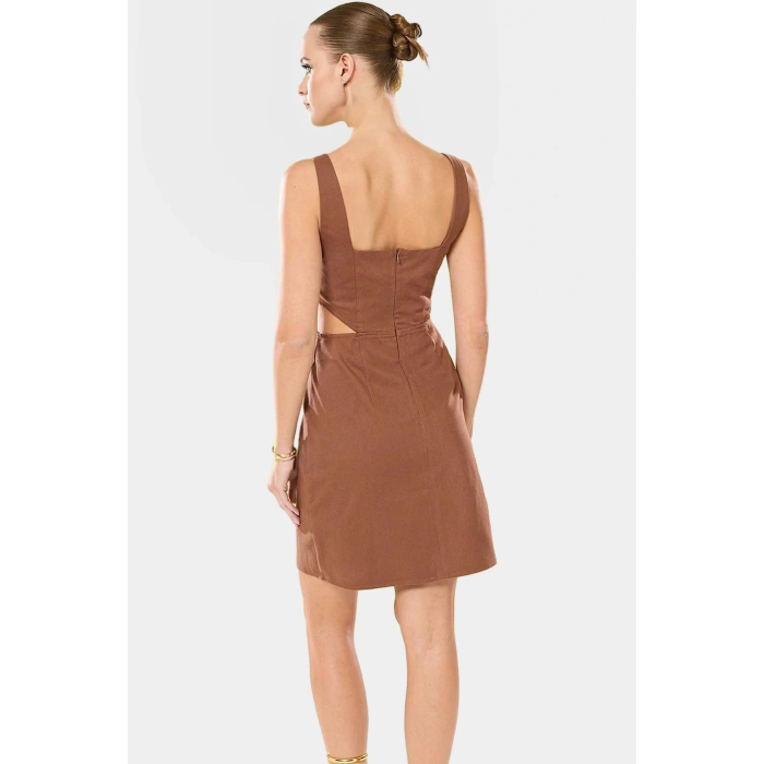 A Line Gabardin Mini Elbise Kolsuz Kare Yaka Cut Out Detay Pamuk Rahat Kullanım