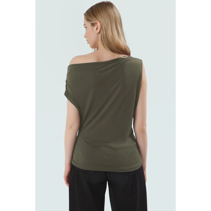 Akışkan Modal Kumaşlı Kolsuz Bluz Fitted Günlük Casual Şık Renk Modern Stil Yüksek Kalite