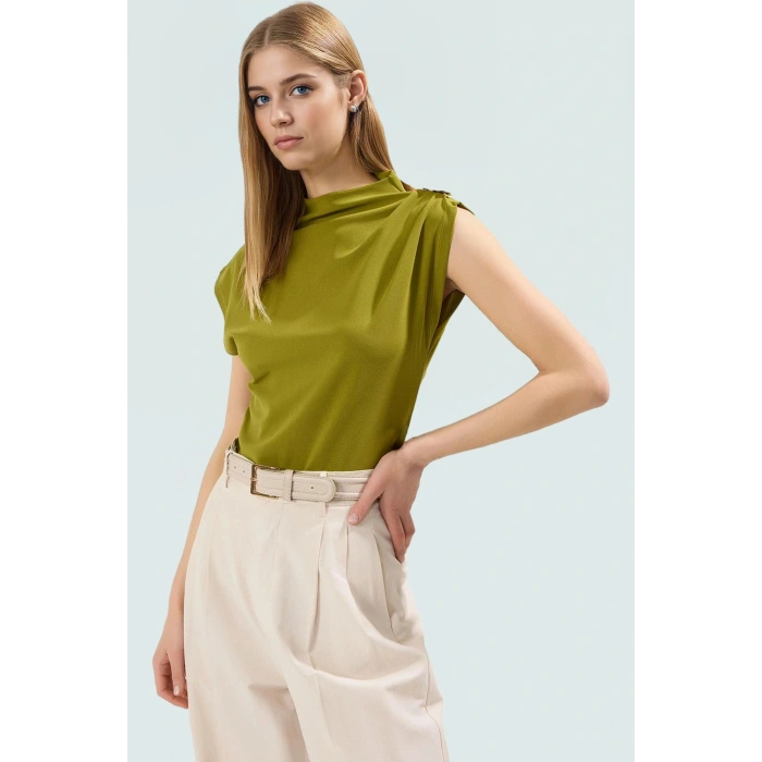 Aksesuar Detaylı Örme Bluz Fitted Kalıp Kısa Kol Casual Uzun Ömürlü Rahat Kullanım