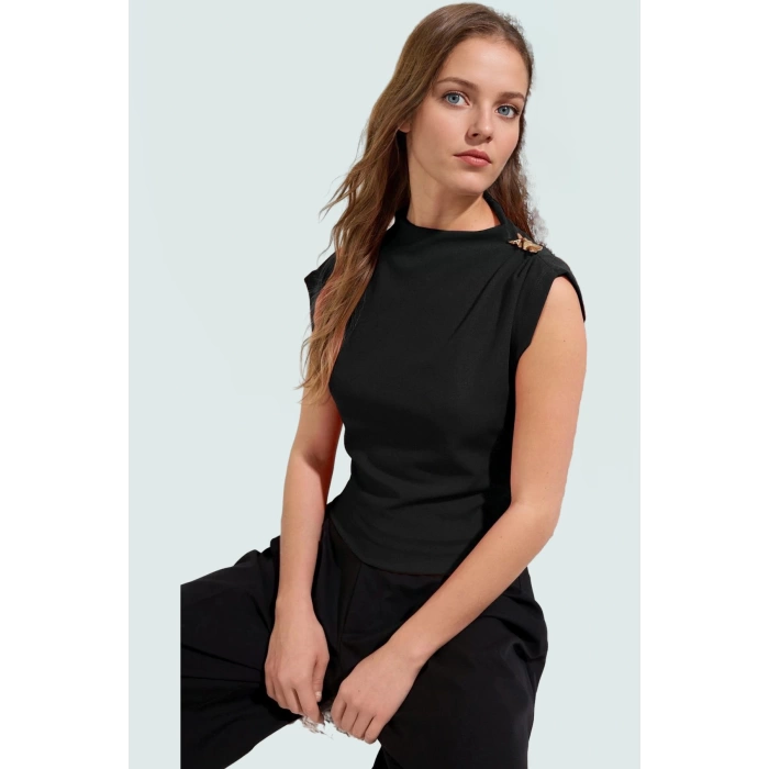 Aksesuar Detaylı Örme Bluz Fitted Kalıp Kısa Kol Casual Uzun Ömürlü Rahat Kullanım