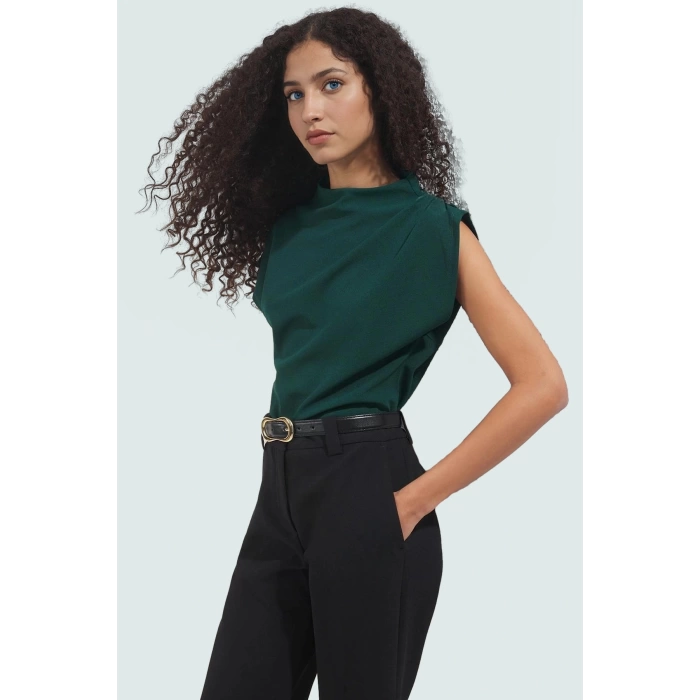 Aksesuar Detaylı Örme Bluz Fitted Kalıp Kısa Kol Casual Uzun Ömürlü Rahat Kullanım