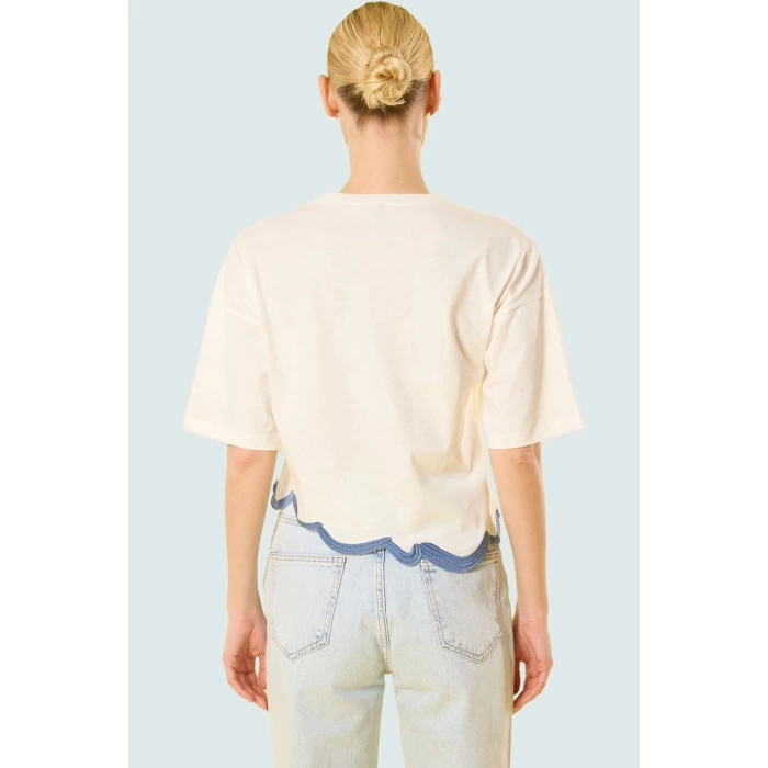 Asimetrik Crop Bluz %100 Pamuk Renk Bloklu Desen Bisiklet Yaka Kısa Kol Trend Tasarım