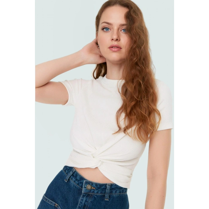 Asimetrik Kesim Örme Bluz Polyester Kumaş Kemersiz Rahat Kullanım Zarifane Tasarım