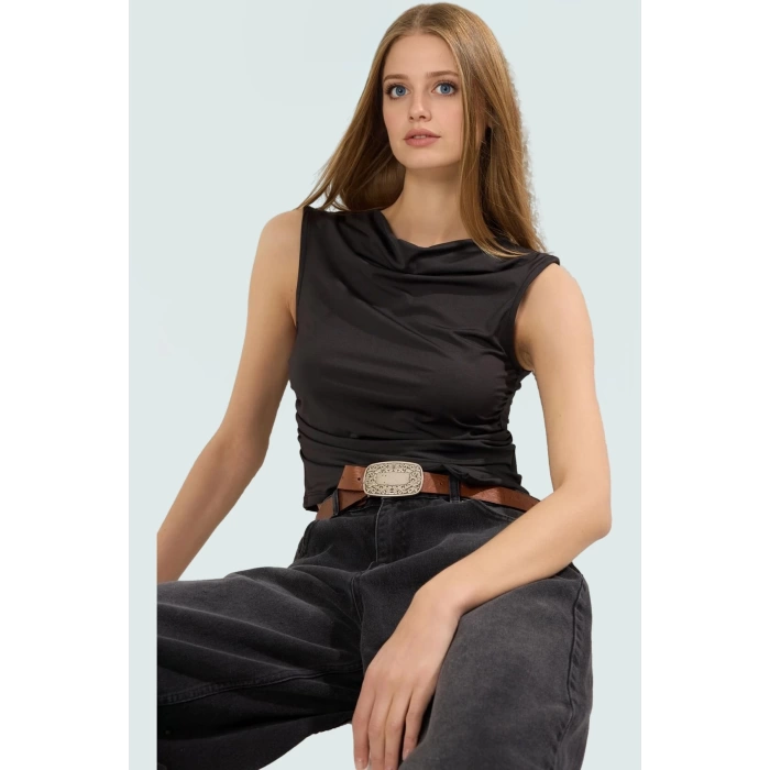 Asimetrik Kolsuz Fitted Bluz Çok Desenli Polyester Yazlık Konforlu Kesim Özel Tasarım