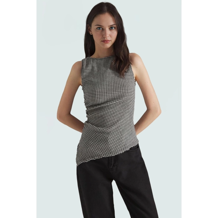Asimetrik Kolsuz Örme Bluz Jakarlı Dokuma Polyester Kumaş Rahat Kullanım