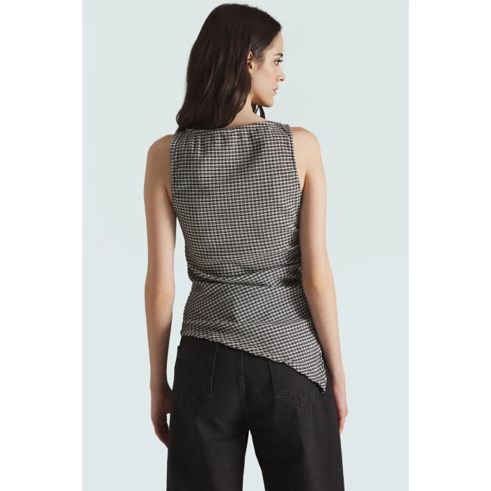 Asimetrik Kolsuz Örme Bluz Jakarlı Dokuma Polyester Kumaş Rahat Kullanım