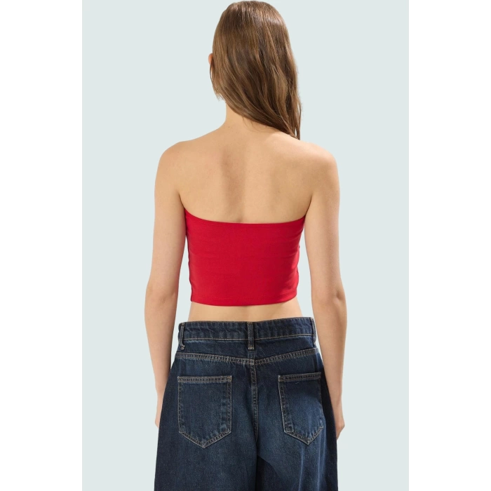 Asimetrik Straplez Crop Bluz Fitted Kalıp Polyester Yazlık Uzun Ömürlü Rahat Ve Şık
