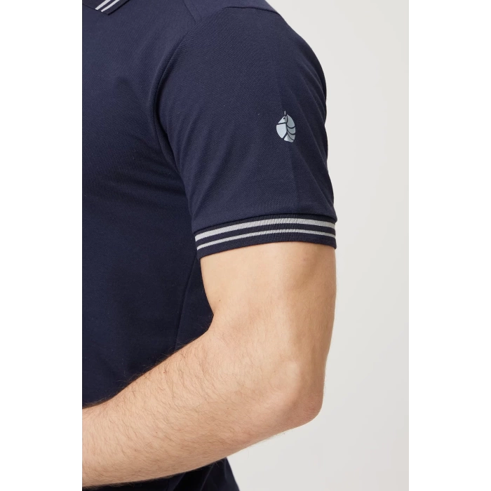 Asperula Polo Yaka T-Shirt - Fermuarlı, Nefes Alabilir, Şık ve Rahat Tasarım