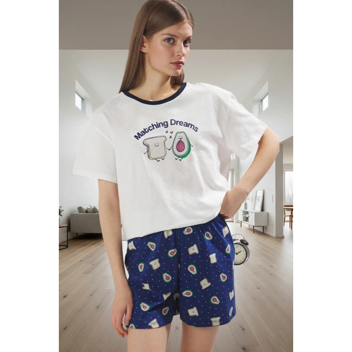 Avokado Desenli Kadın Pijama Takımı %100 Pamuk Yazlık Konforlu Profesyonel Görünüm Kaliteli İşçilik