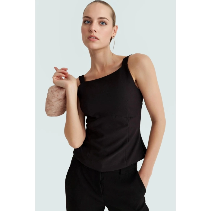 Basic Fitted Bluz Nefes Alan Dokuma Kumaş Kayık Yaka Kaliteli İşçilik Yüksek Kalite