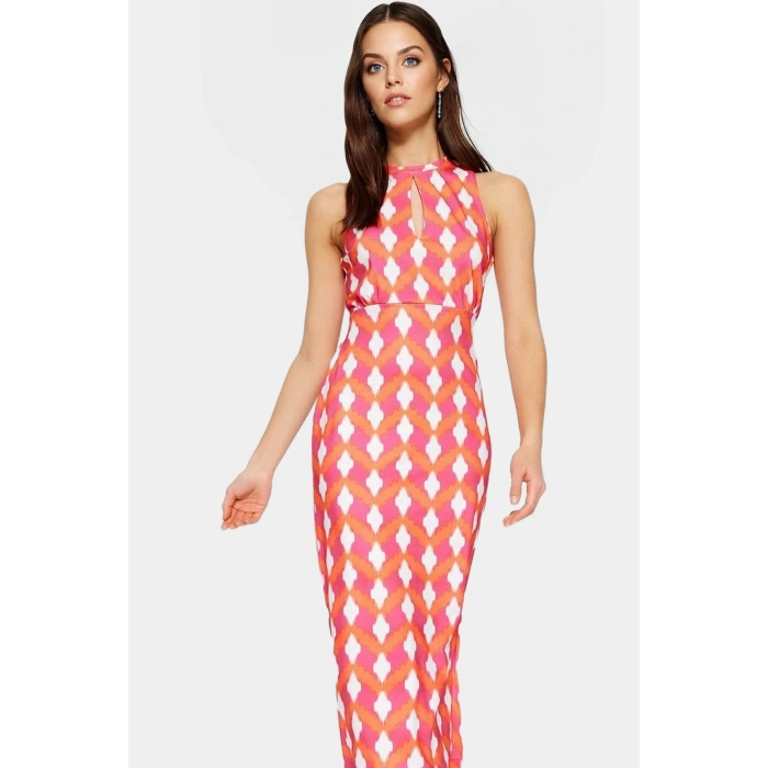 Bodycon Kalıp Midi Elbise Örme Kumaş Choker Yaka Günlük Şık Görünüm Trend Tasarım Seçkin Malzeme