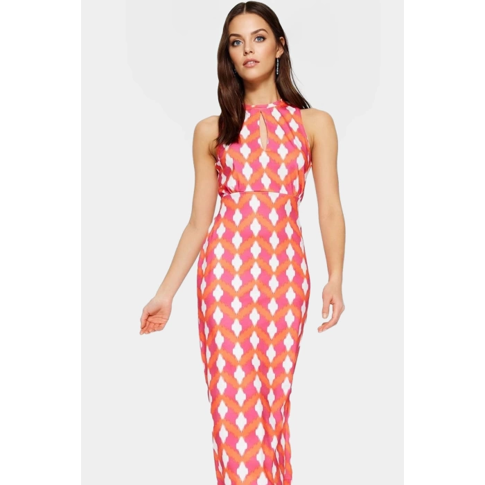 Bodycon Kalıp Midi Elbise Örme Kumaş Choker Yaka Günlük Şık Görünüm Trend Tasarım Seçkin Malzeme