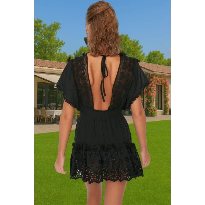 Brode Detaylı V Yaka Pamuklu Mini Elbise Yaz Koleksiyonu Rahat Ve Şık Modern Stil Modern Stil