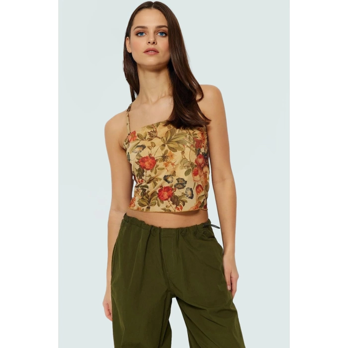 Çiçekli Desenli Fitted Vücuda Oturan Askılı Crop Bluz Örme Tül Kumaş Özenle Seçilmiş