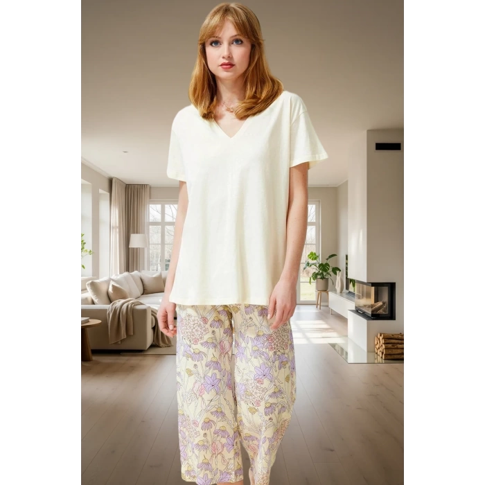 Çiçekli Kapri Pijama Yumuşak Örme Regular Kalıp Trend Tasarım Yüksek Kalite Seçkin Malzeme