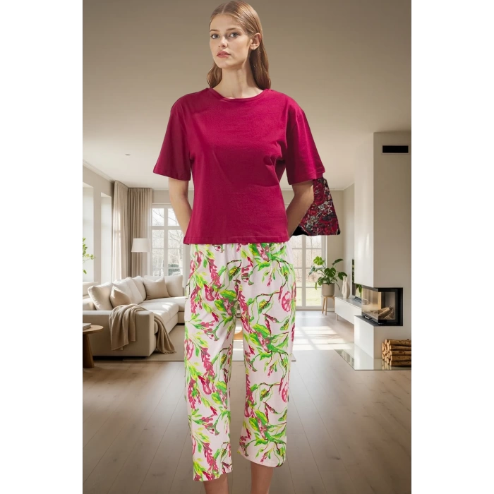 Çiçekli Örme Pijama Takımı Rahat Kesim ve Yüksek Kalite Özenle Seçilmiş Günlük Kullanım İçin