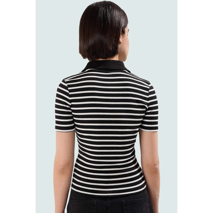 Çizgili Polo Yaka Fitted Örme Bluz Kaliteli İşçilik Dayanıklı Malzeme Özel Tasarım