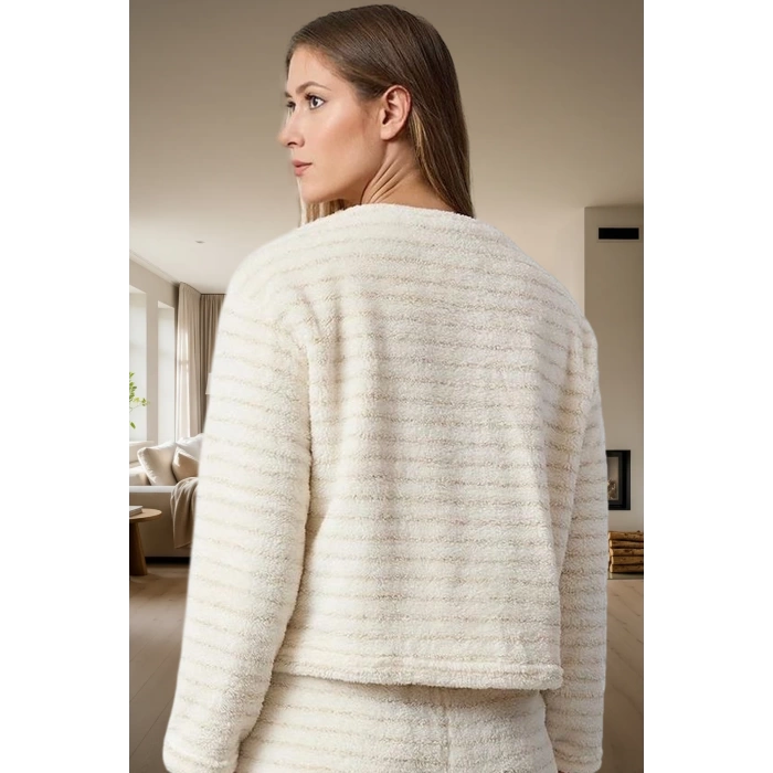 Çizgili Wellsoft Pijama Takımı Rahat Şık ve Sıcak Kışlık Örme Modern Stil