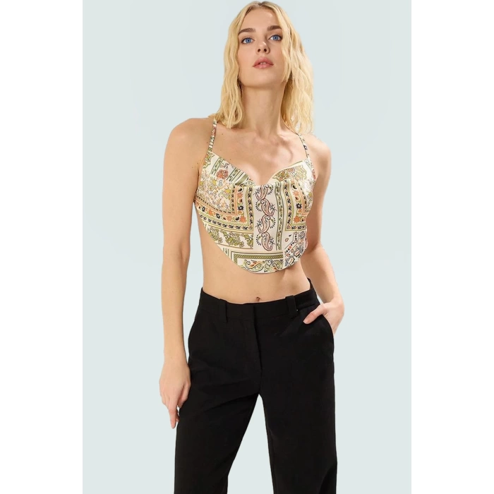 Çok Polyester Crop Bluz Degaje Yaka İnce Askılı Yazlık Tasarım Modern Stil