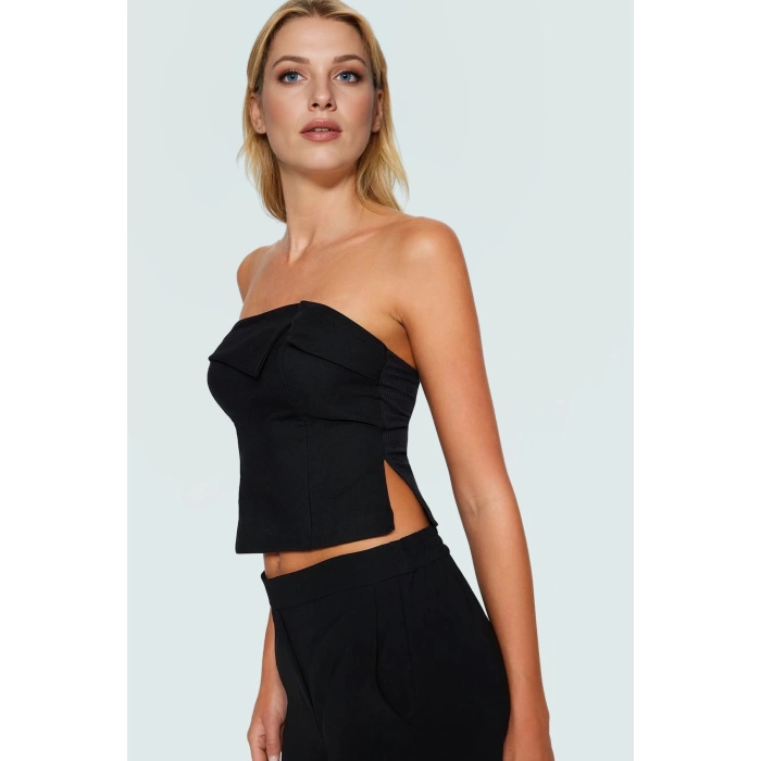 Crop Bluz İnce Askılı Kare Yaka Dokuma Polyester Yazlık Kaliteli İşçilik Trend Tasarım