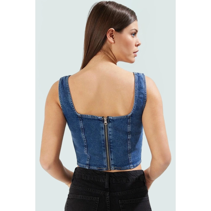 Denim Crop Bluz Fitted Kalıp Kare Yaka Yazlık Özel Tasarım Modern Stil Şık Görünüm