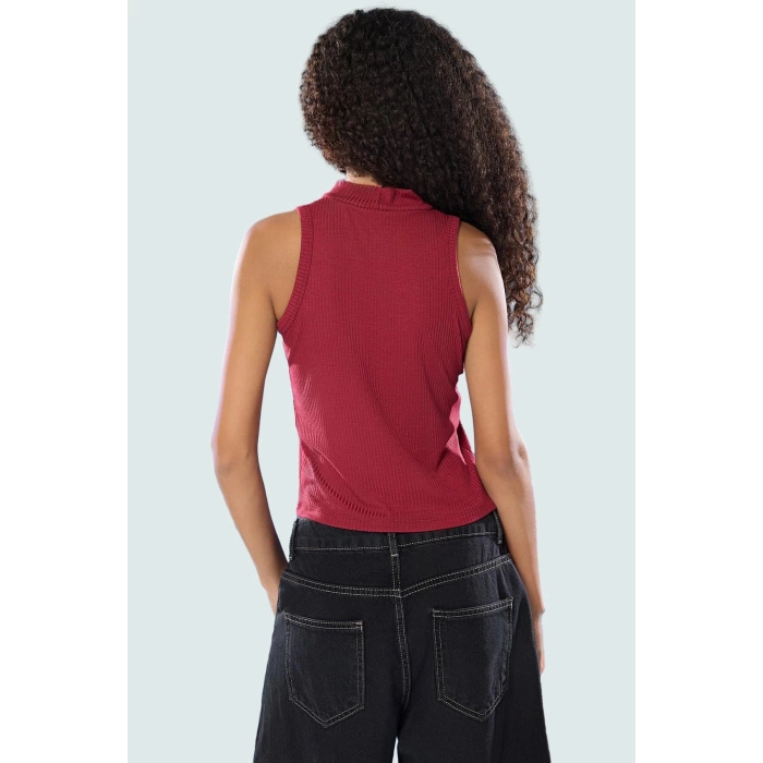 Dik Yaka Örme Bluz Fitted Kalıp %100 Polyester Yazlık Günlük Konforlu Kesim Şık Görünüm