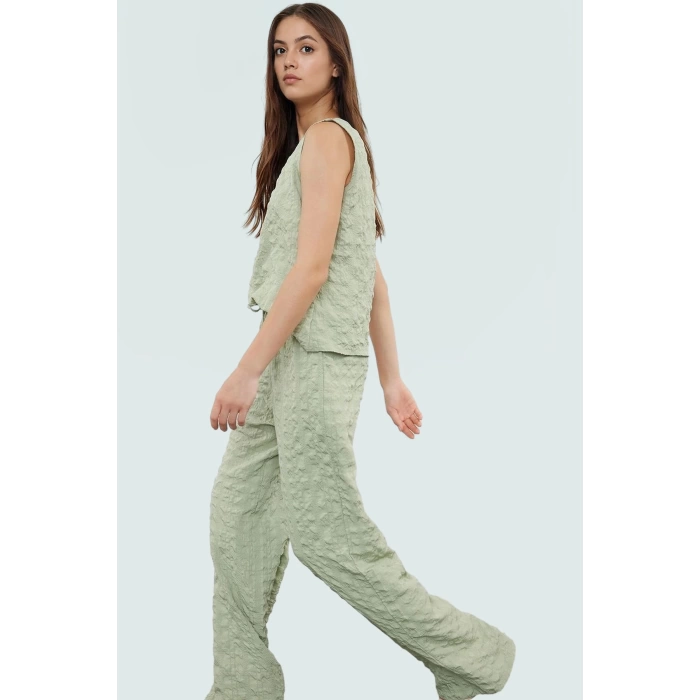 Dokuma Bluz Pantolon Takım Rahat Günlük Yaz Kombinleri İçin Konforlu Kesim