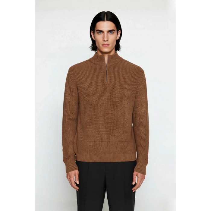 Erkek Basic Regular Fit Fermuarlı Dik Yaka Selanik Örgü Triko Kazak Günlük Stilinize Modern Dokunuş.