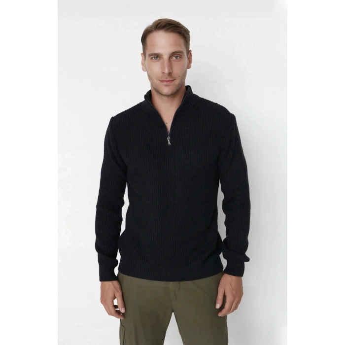Erkek Basic Regular Fit Fermuarlı Dik Yaka Selanik Örgü Triko Kazak Günlük Stilinize Modern Dokunuş.