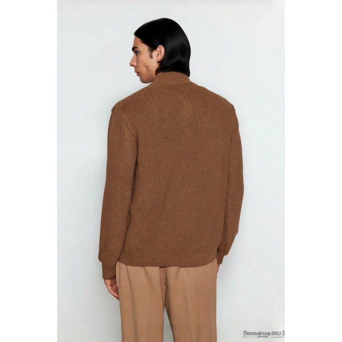 Erkek Basic Regular Fit Fermuarlı Dik Yaka Selanik Örgü Triko Kazak Günlük Stilinize Modern Dokunuş.