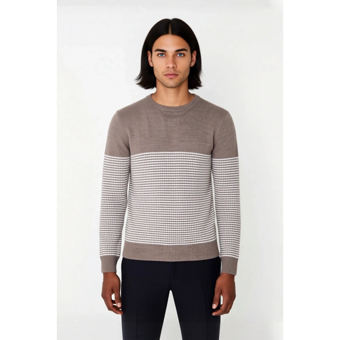 Erkek Bisiklet Yaka Çizgili Triko Kazak Slim Fit Kesimiyle Günlük Stilinize Şıklık Katıyor