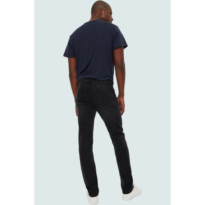 Erkek Boru Paça Denim Pantolon Slim Fit Esnek Pamuk Günlük Şıklık Yaz Aylarının Vazgeçilmezi