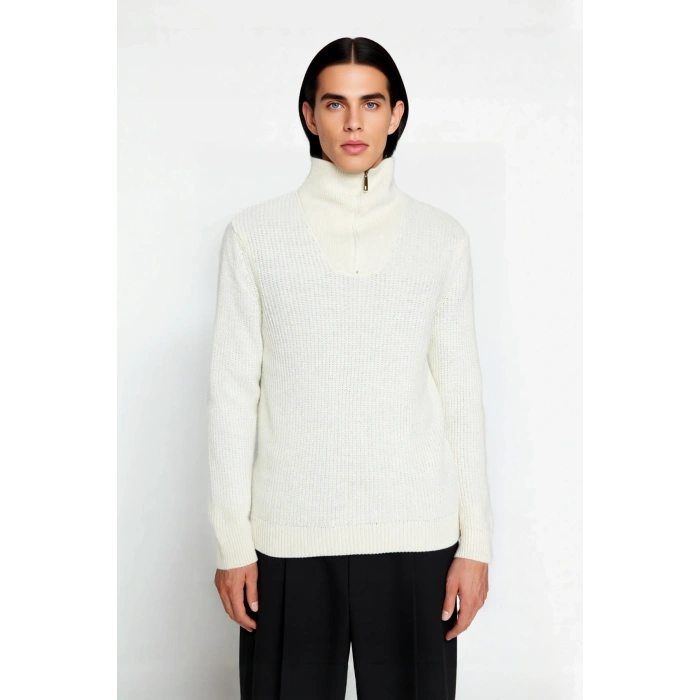 Erkek Casual Giyim İçin İdeal Regular Fit Düz Desen Fermuarlı Balıkçı Yaka Kalın Triko Kazak