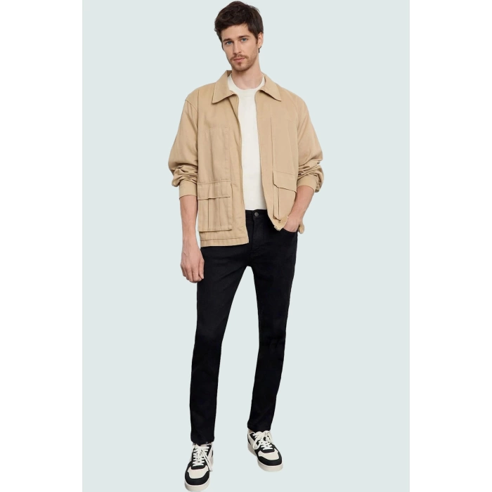 Erkek Dar Kesim Denim Pantolon Esnek Günlük Stil Modern Tasarım Yaz Aylarının Vazgeçilmezi