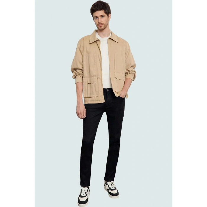 Erkek Dar Kesim Denim Pantolon Esnek Günlük Stil Modern Tasarım Yaz Aylarının Vazgeçilmezi