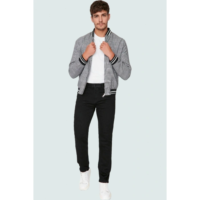Erkek Denim Pantolon Normal Bel Slim Fit Dar Paça Koleksiyonu Yaz Aylarının Vazgeçilmezi