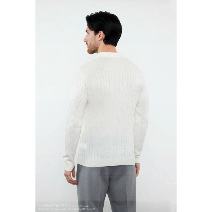 Erkek Düz Desen Fitted Polo Yaka Akrilik Triko Kazak Günlük Kullanım İçin Rahat ve Modern Kaliteli