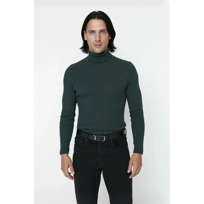 Erkek Fitted Balıkçı Yaka Fitilli Triko Kazak Kış Günleri İçin İdeal Şıklığı ve Konforu Sunar