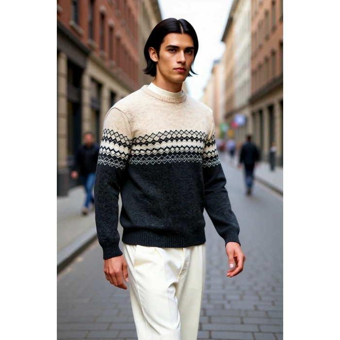 Erkek Fitted Bisiklet Yaka Etnik Desenli Triko Kazak Soğuk Havalar İçin Şık ve Konforlu Bir Tercih