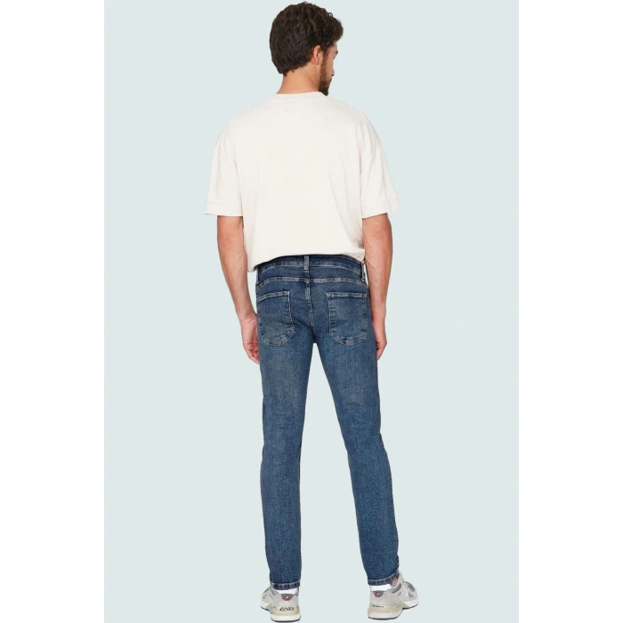 Erkek Koleksiyonu Pamuk Denim Pantolon Dar Kesim Günlük Stil Yaz Aylarının Vazgeçilmezi