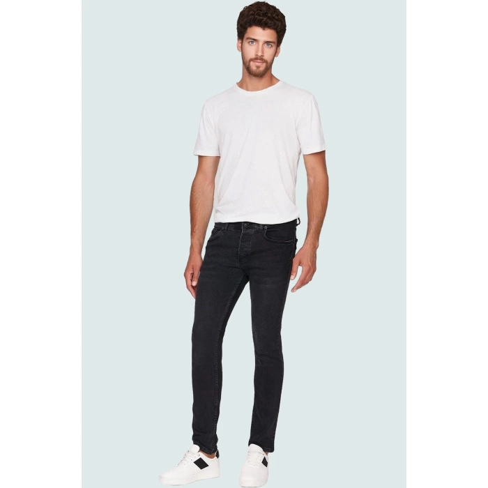Erkek Koleksiyonu Pamuk Denim Pantolon Dar Kesim Günlük Stil Yaz Aylarının Vazgeçilmezi