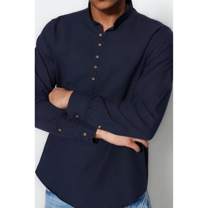 Erkek Moda Uzun Kol Dokuma Koyu Yeşil Slim Fit Yarım Patlı Hakim Yaka %100 Pamuklu Gömlek