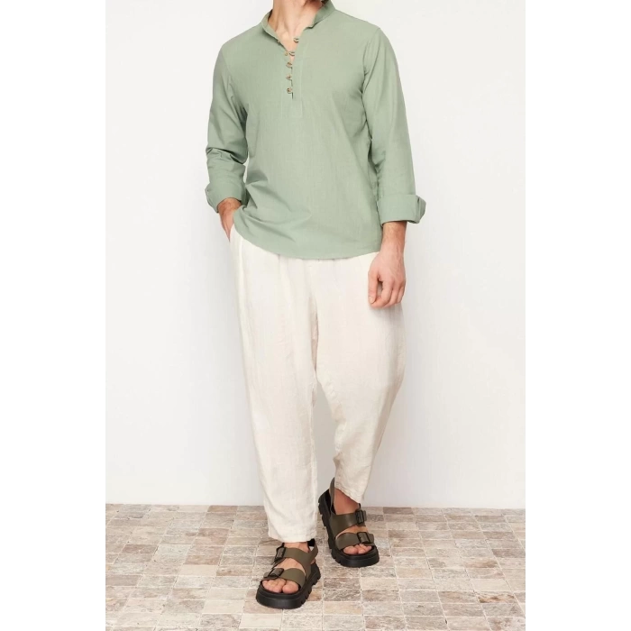 Erkek Moda Uzun Kol Dokuma Koyu Yeşil Slim Fit Yarım Patlı Hakim Yaka %100 Pamuklu Gömlek