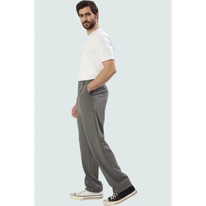 Erkek Modern Pantolon Geniş Paça Rahat Kalıp Sürdürülebilir Üretim Yaz Aylarının Vazgeçilmezi