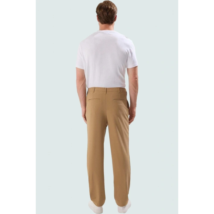 Erkek Modern Pantolon Geniş Paça Rahat Kalıp Sürdürülebilir Üretim Yaz Aylarının Vazgeçilmezi