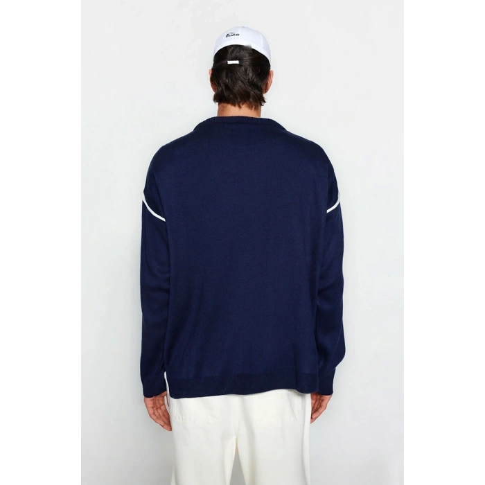 Erkek Oversize Rahat Akrilik Bisiklet Yaka Triko Kazak Biye Detaylı Kışlık Modern Giyim Stili