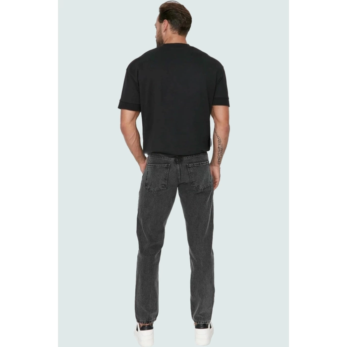 Erkek Pamuk Relaxed Fit Kot Pantolon Günlük Şıklık Modern Tasarım Yaz Aylarının Vazgeçilmezi